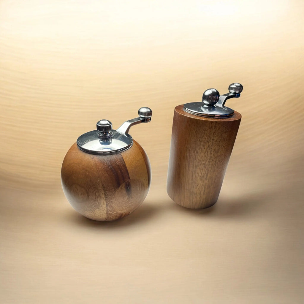 Rund pepperkvern i tre – Elegant krydderkvern med naturlig finish Epoxy-Crafts